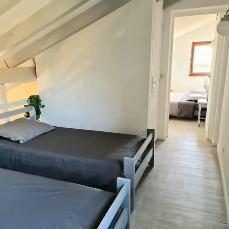 Hotel Oletta, Avec Piscine Et Tennis Communs, A 5km De St Florent Oletta (Corsica)